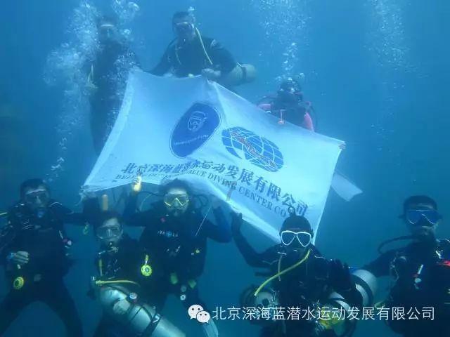 五彩斑斓的线