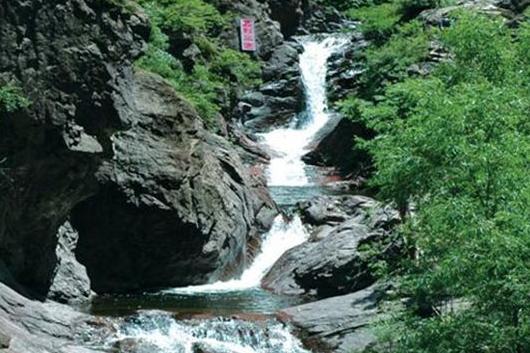 层层恐惧